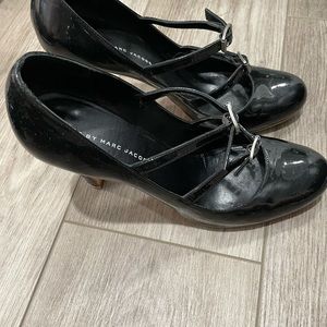 Marc by Marc Jacob’s black patent leather pumps